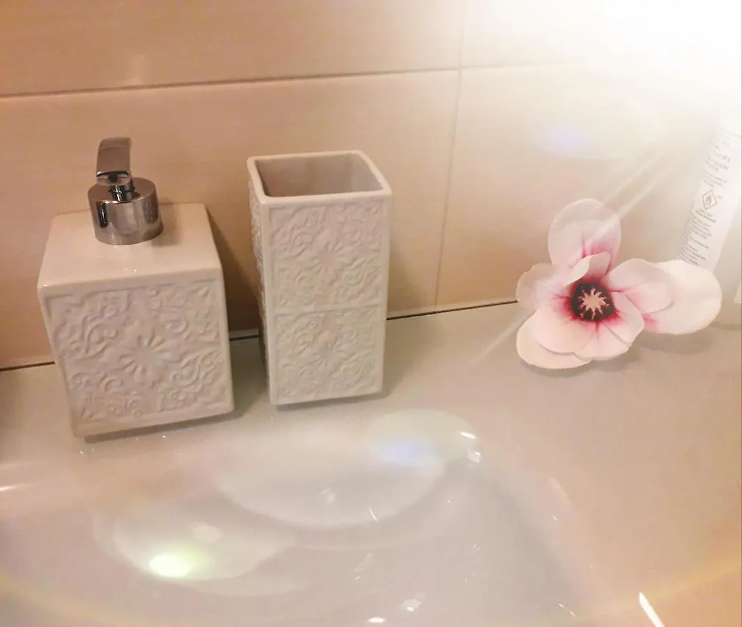 ** Bed & Breakfast B&B Mercedes Bologna Italy