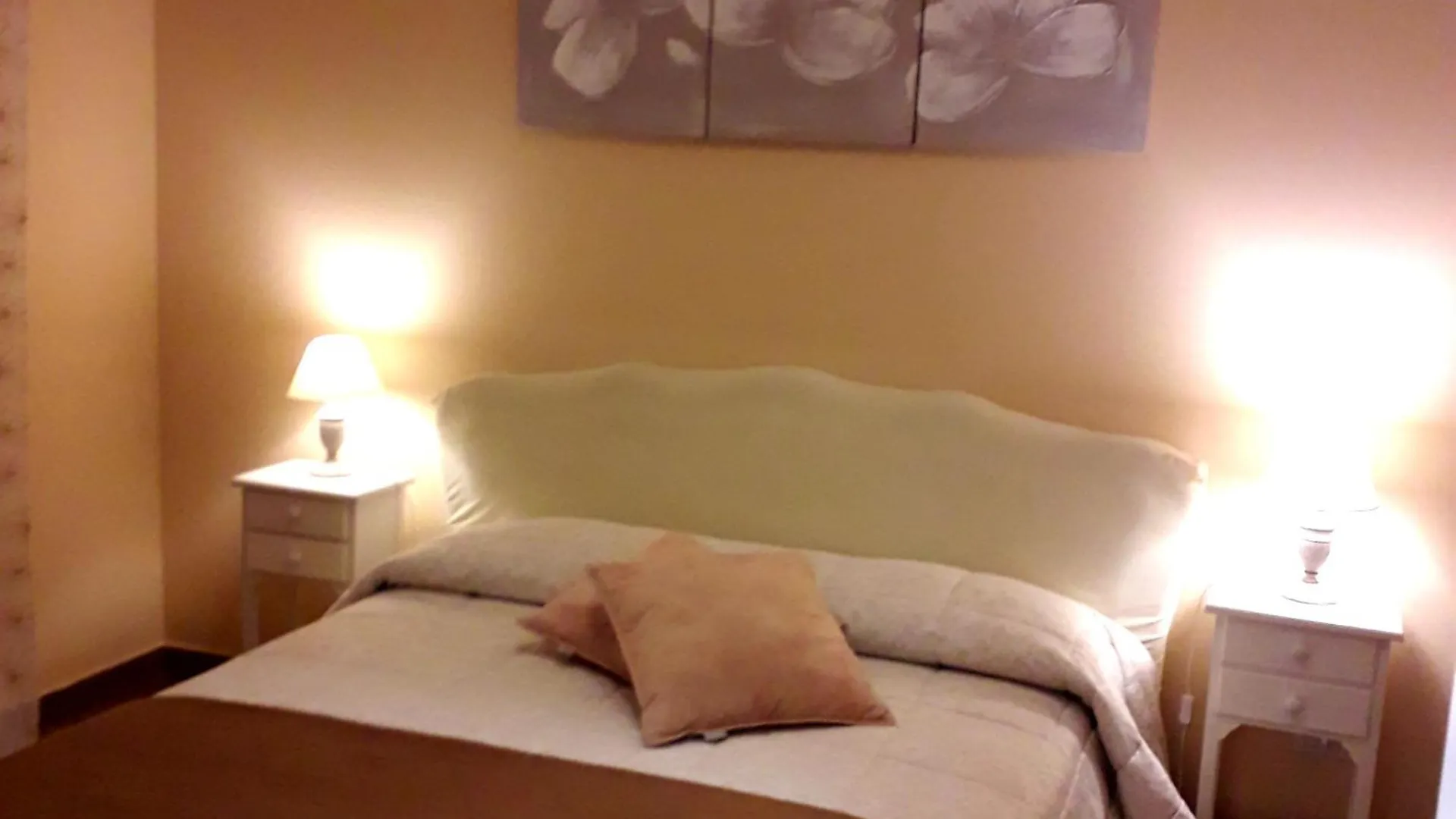 B&B Mercedes Bologna 2*,  Italy