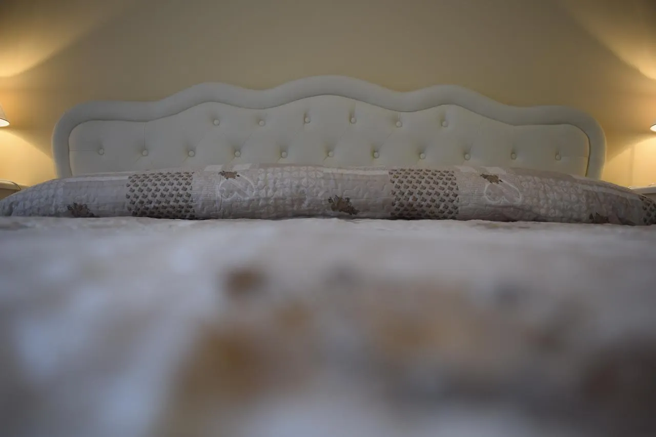 ** Bed & Breakfast B&B Mercedes Bologna Italy